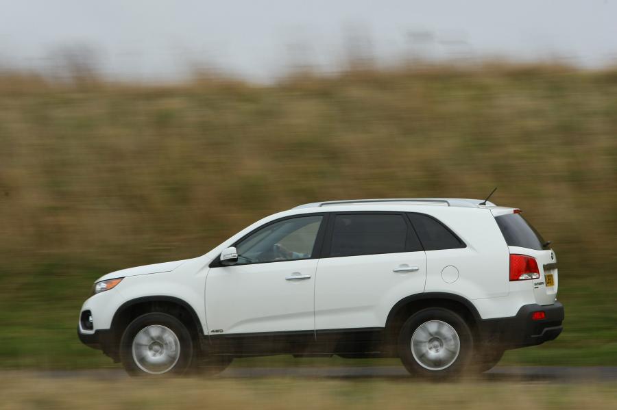  Kia Sorento 2010 года  (фото 18 из 238)